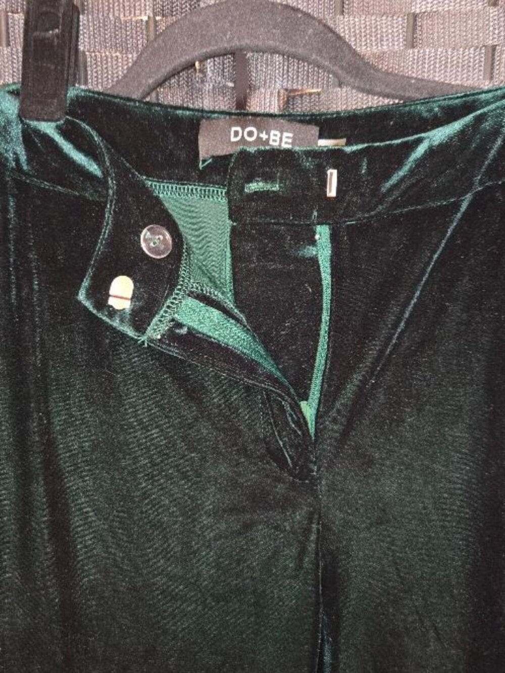 Do+BE Emerald Green Plush Velvet Women's Trousers - Picture 2 of 4